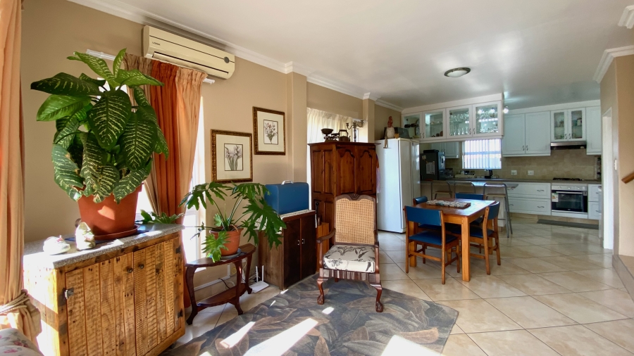 3 Bedroom Property for Sale in Velddrif Western Cape